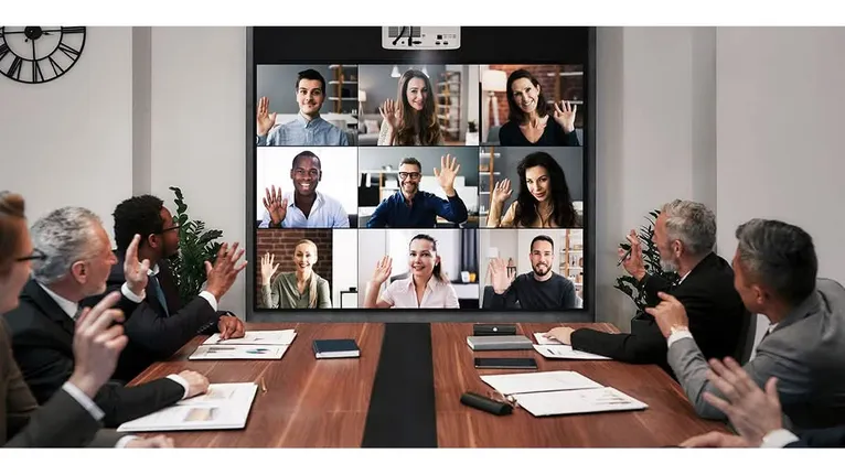 ¡Saludamos los nuevos proyectores ecoláser!